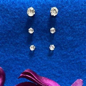3 piece crystal stud earrings